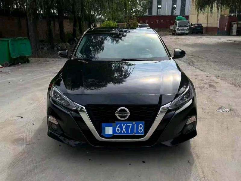 保定21年日产天籁1