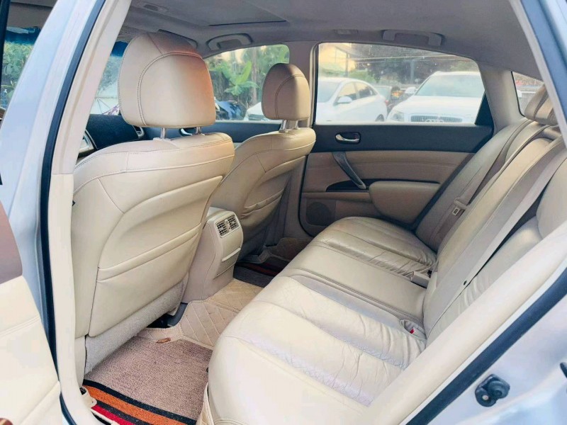 广州09年日产天籁5