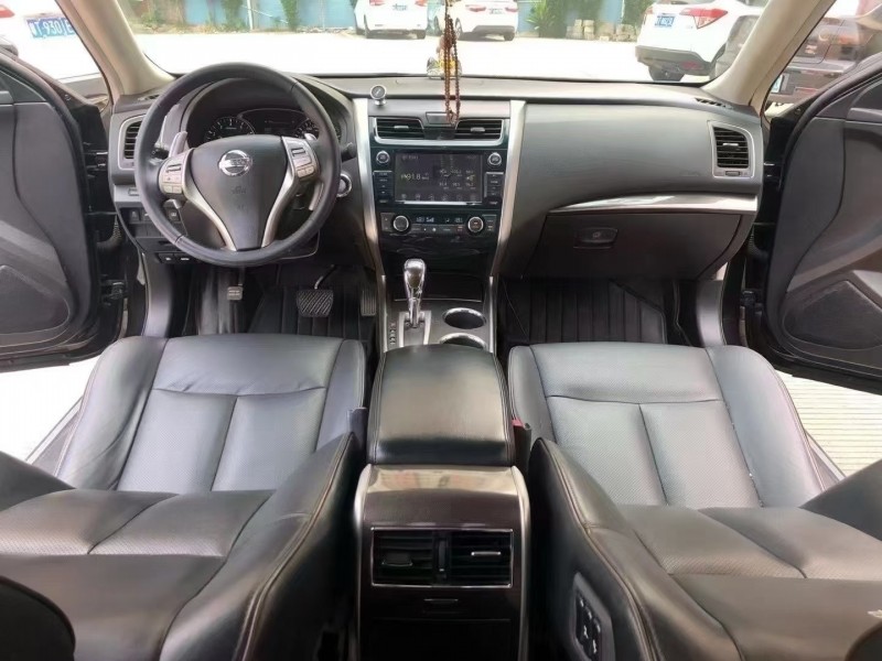 广州14年日产天籁7