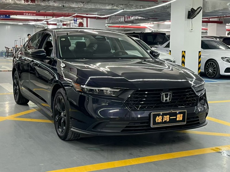 深圳25年本田雅阁2