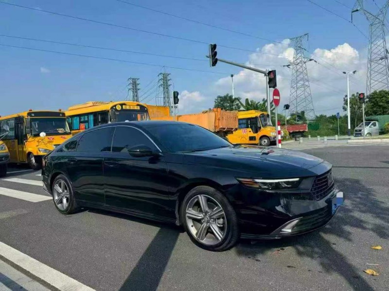 广州23年本田雅阁3