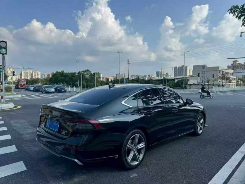 广州23年本田雅阁4