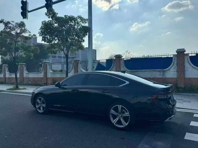 广州23年本田雅阁5