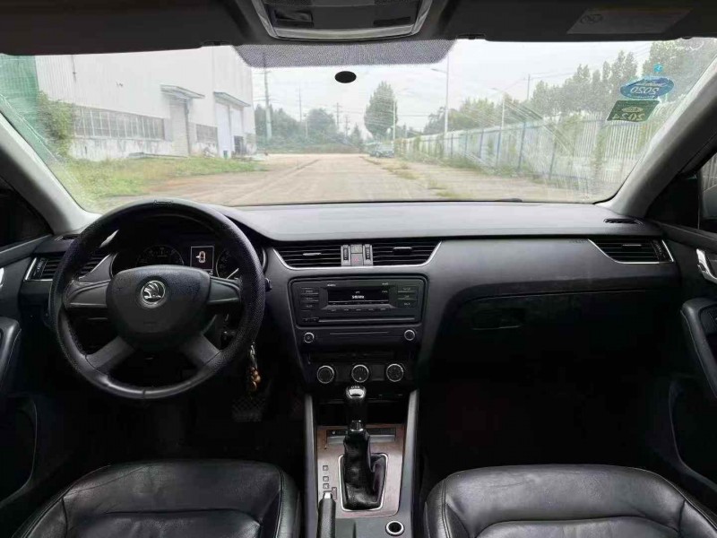 菏泽16年斯柯达明锐6