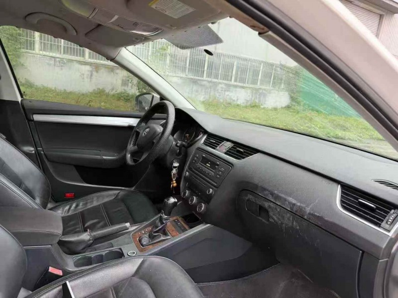 菏泽16年斯柯达明锐7