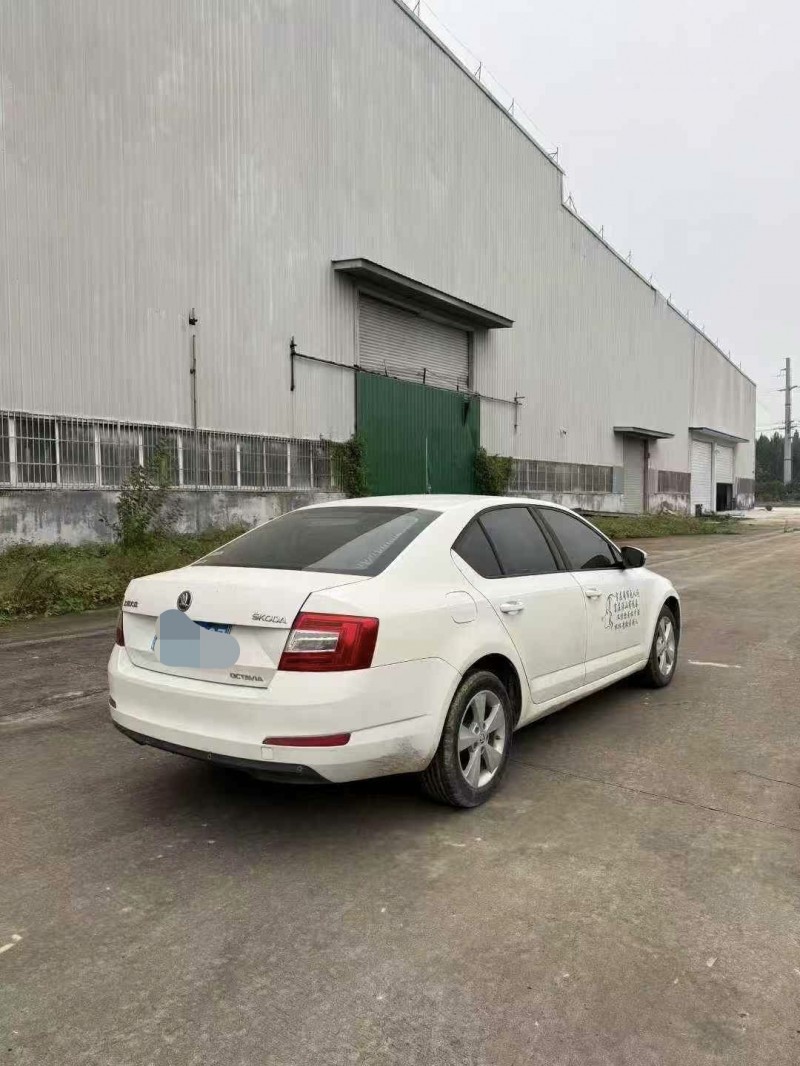 菏泽16年斯柯达明锐8