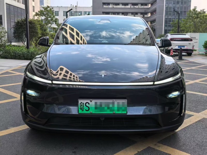 深圳25年特斯拉MODEL Y1