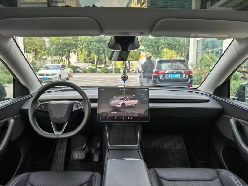 深圳25年特斯拉MODEL Y2