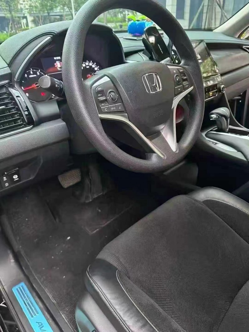佛山23年本田冠道5