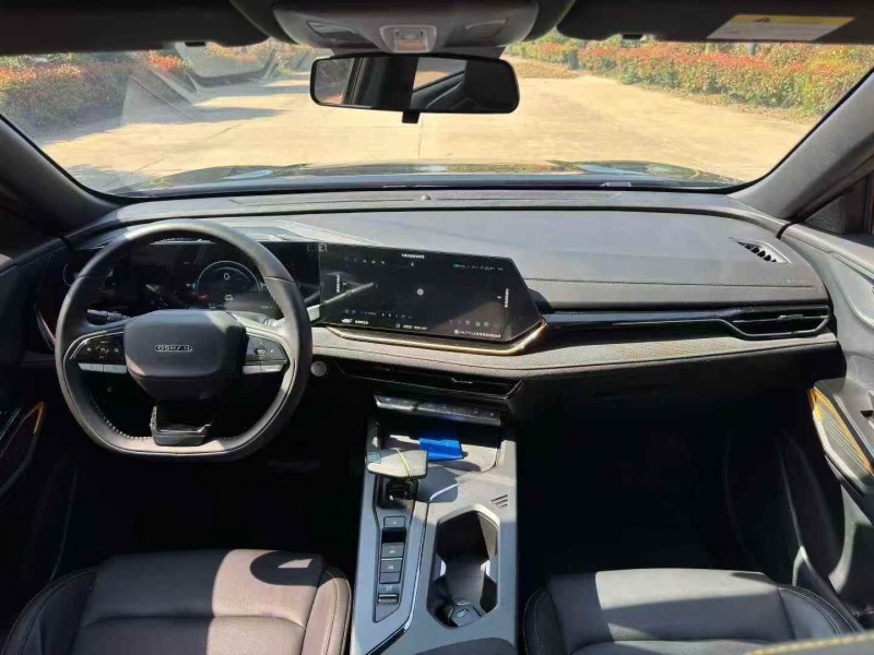 南通23年长安汽车欧尚7