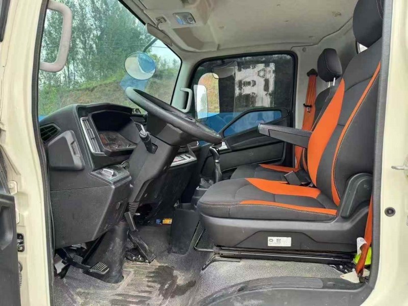 东营25年解放解放卡车4