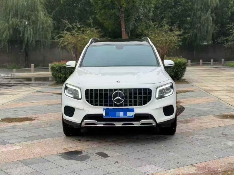 东营22年奔驰GLB1