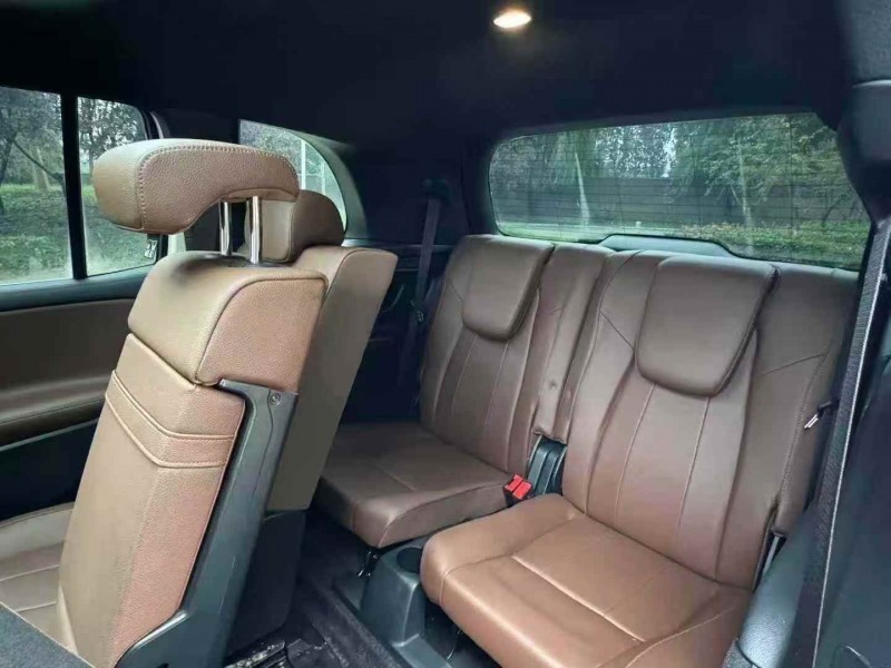 东营22年奔驰GLB4