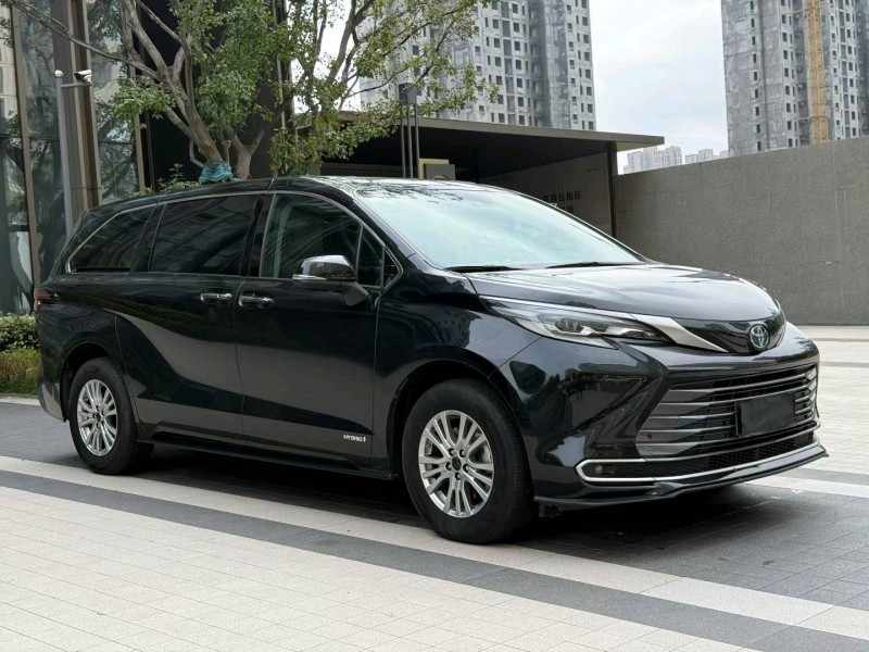 徐州22年丰田塞纳2