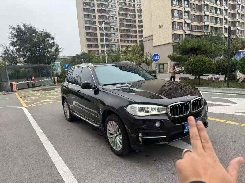 济南17年宝马X53
