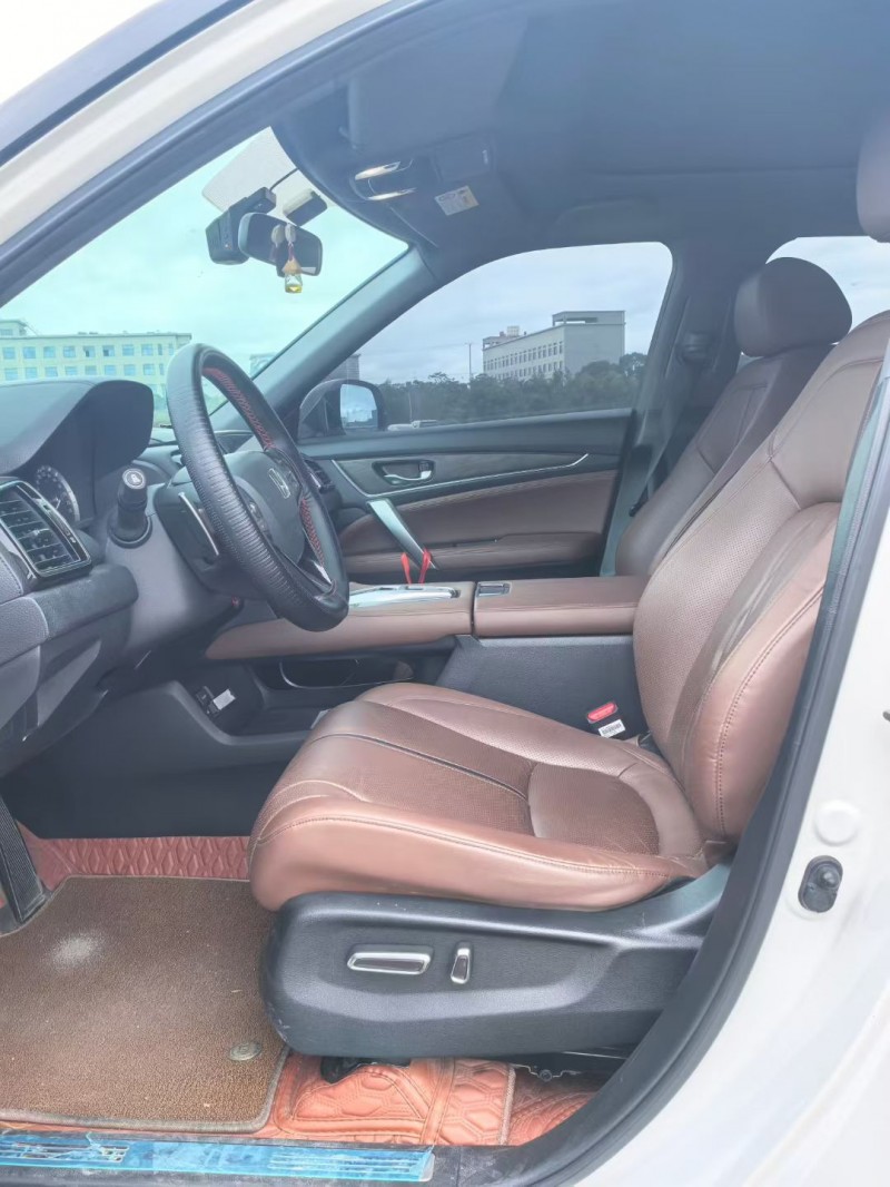 苏州21年本田URV6