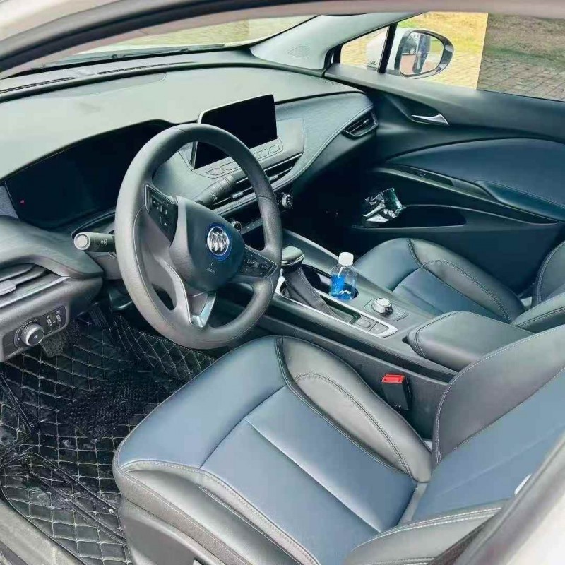 青岛23年别克微蓝5