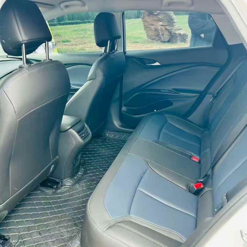 青岛23年别克微蓝7