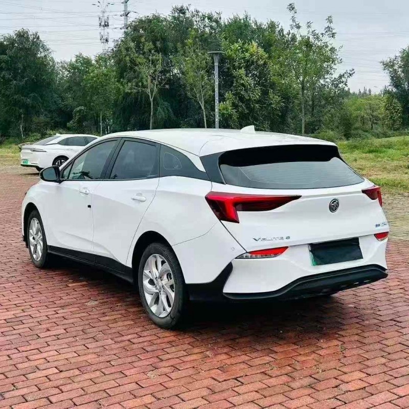 青岛23年别克微蓝8