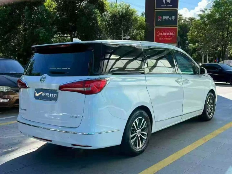 深圳17年别克GL87