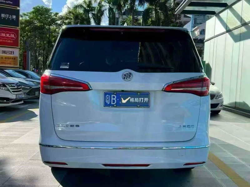 深圳17年别克GL89