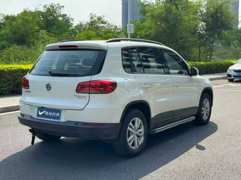 东莞16年大众途观7