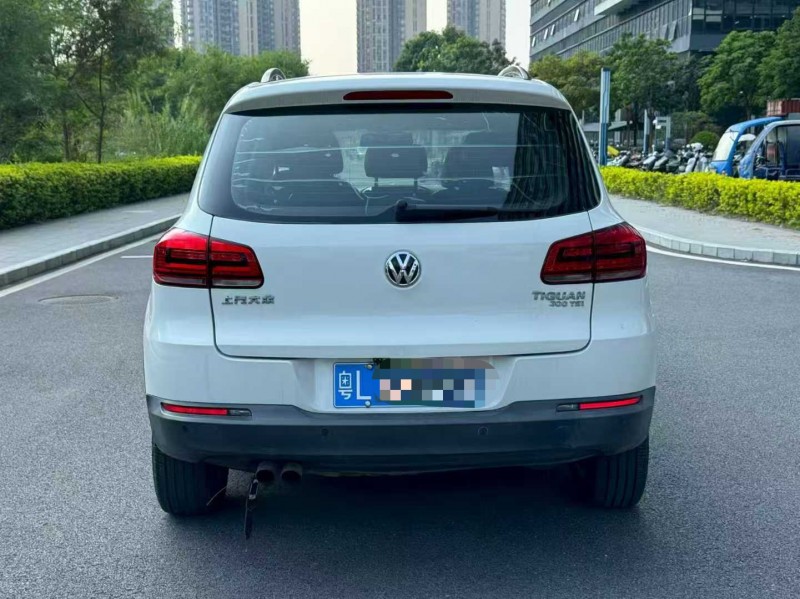 东莞16年大众途观9