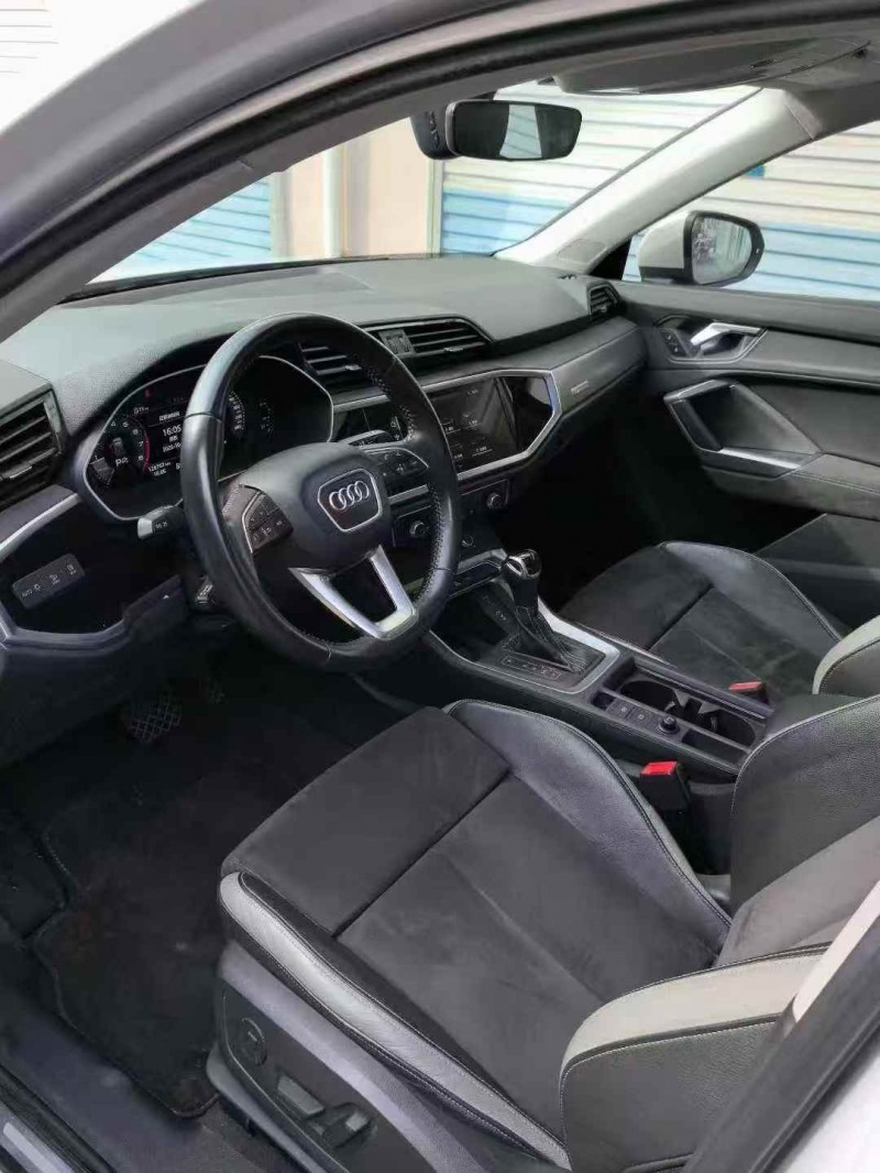 青岛19年奥迪Q34