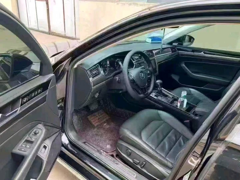 常州18年大众辉昂6