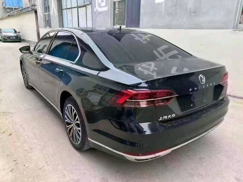 常州18年大众辉昂8