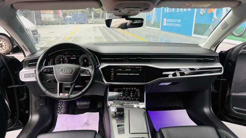 深圳20年奥迪A7L5