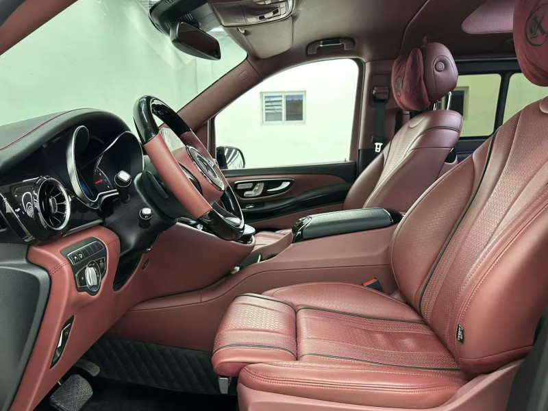 唐山24年奔驰圣母峰8