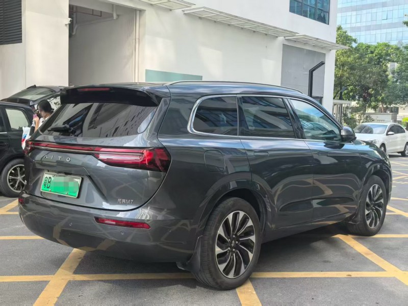 深圳24年华为智选问界9