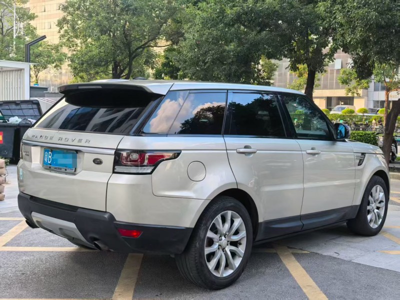 深圳15年路虎揽胜运动9