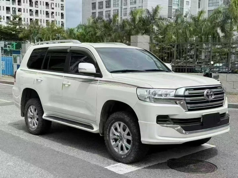 深圳20年丰田兰德酷路泽2