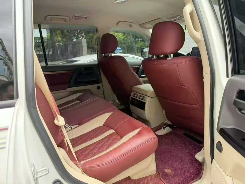 深圳20年丰田兰德酷路泽6