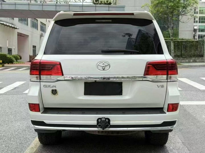 深圳20年丰田兰德酷路泽9