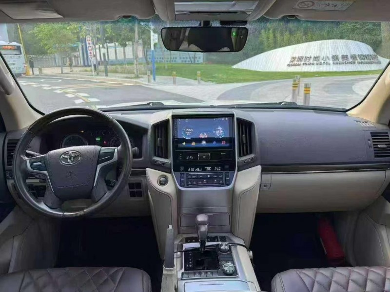 深圳19年丰田兰德酷路泽5