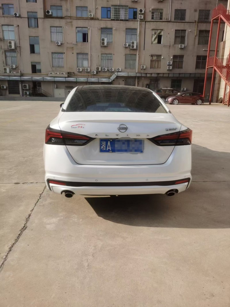 菏泽25年日产天籁9