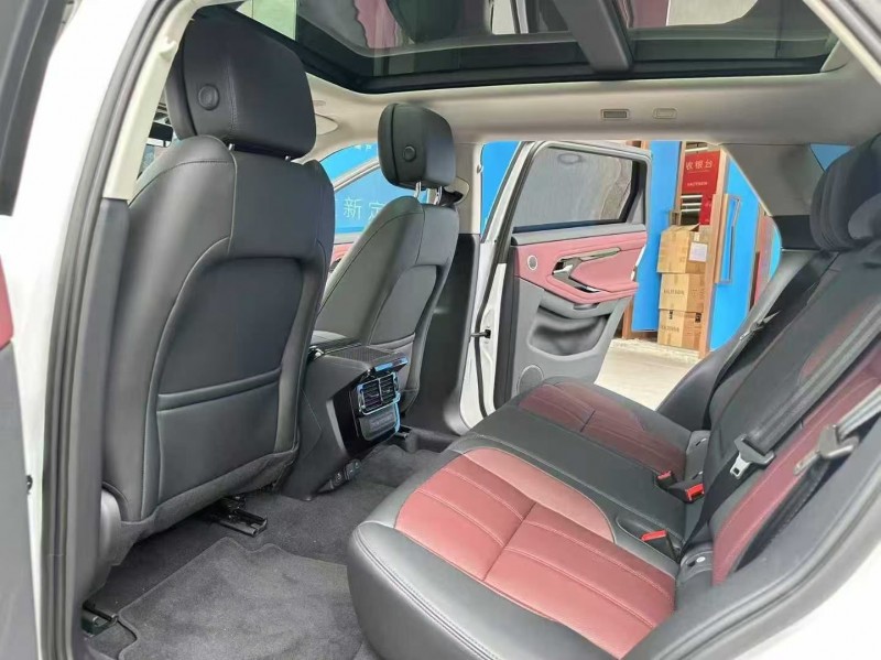 深圳24年路虎极光5