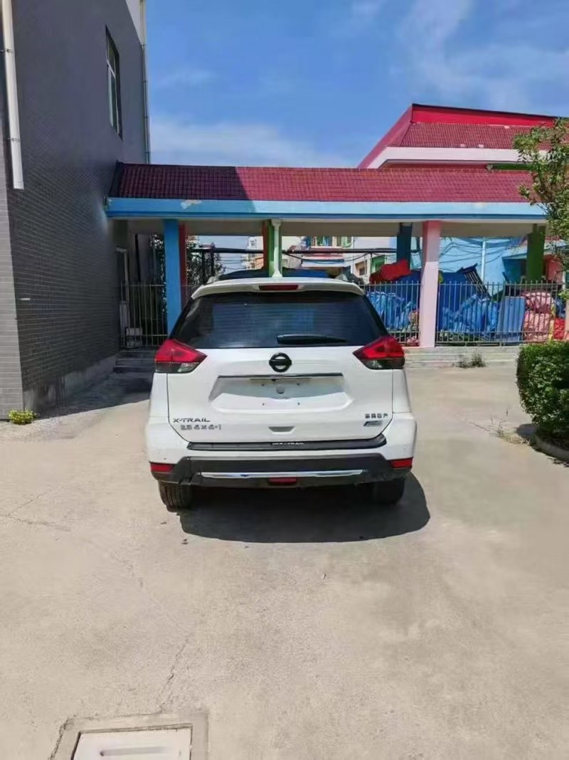 菏泽18年日产奇骏9