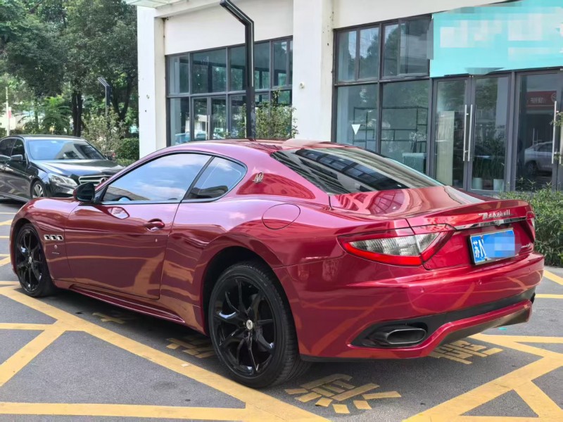 深圳15年玛莎拉蒂GT7