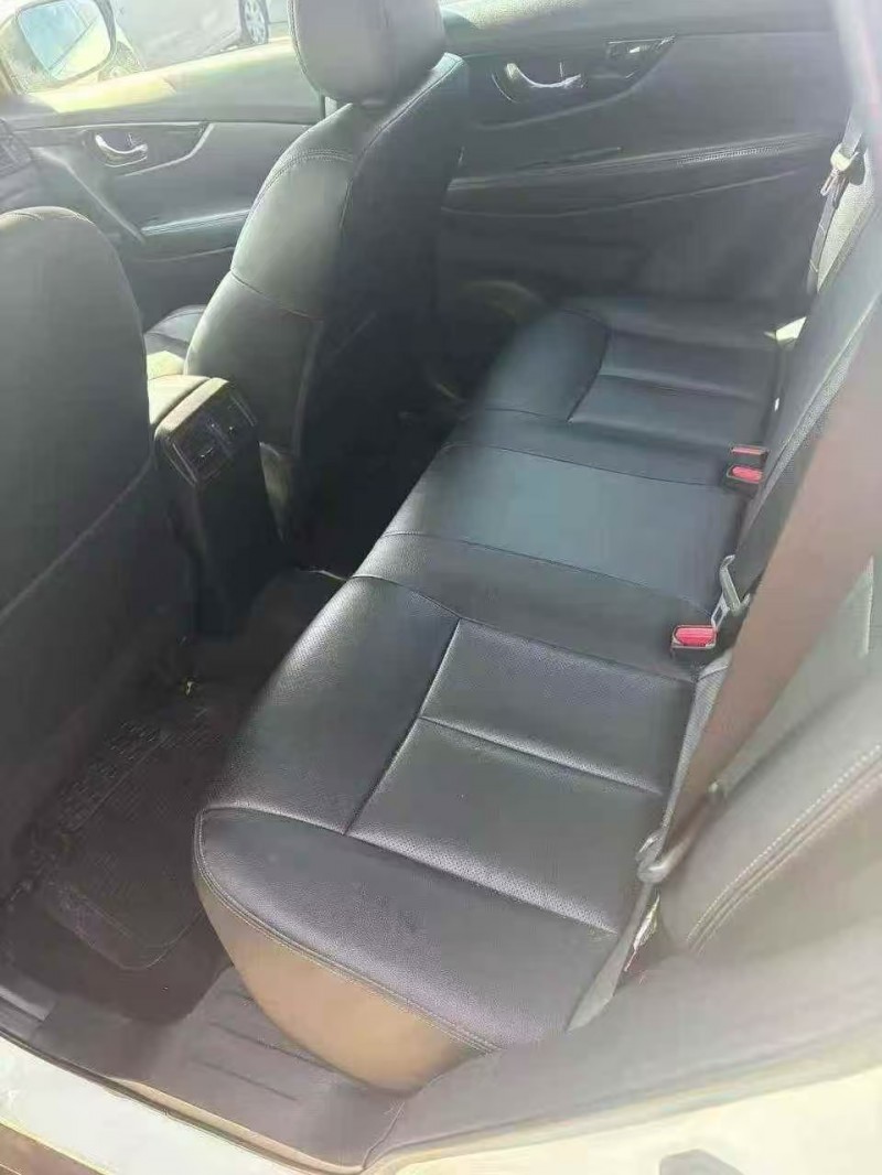 邢台21年日产奇骏5