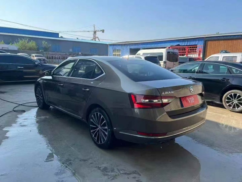 青岛16年斯柯达速派8