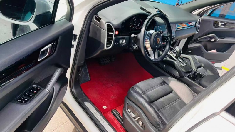 深圳20年保时捷卡宴3