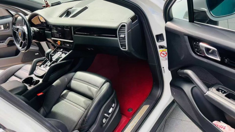 深圳20年保时捷卡宴5