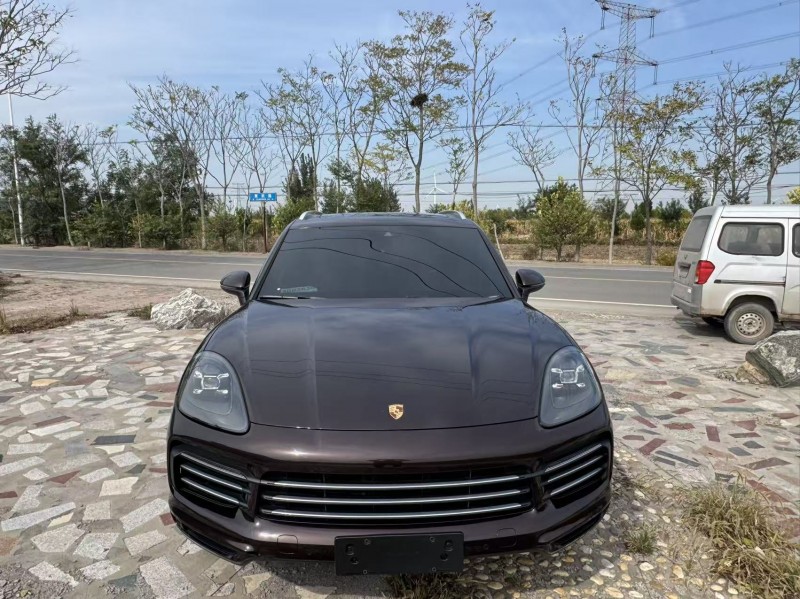 沧州18年保时捷卡宴1