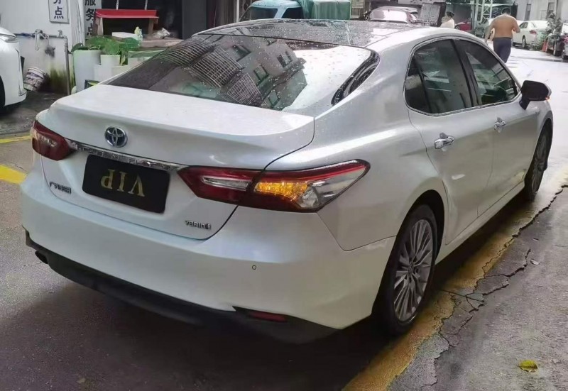 广州19年丰田凯美瑞7