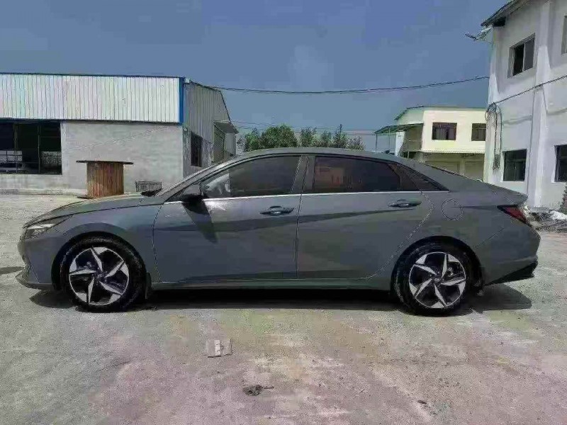 襄阳21年现代伊兰特4