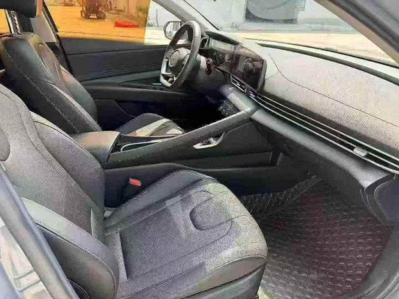 襄阳21年现代伊兰特6